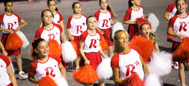 Le ragazze Pon Pon  Cheerleading - Scuola Paritaria La Salle RomaScuola  Paritaria La Salle Roma